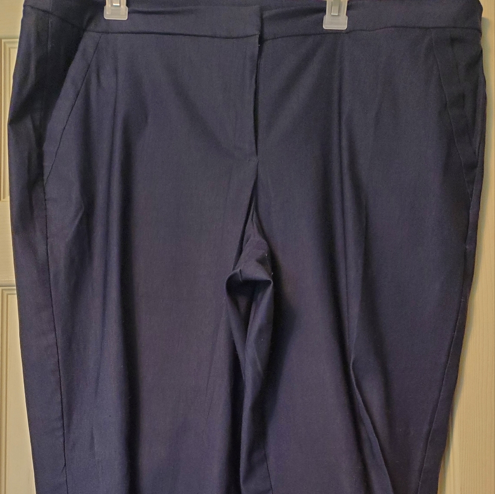 Size 22 Lane Bryant crop pants in a denim blue